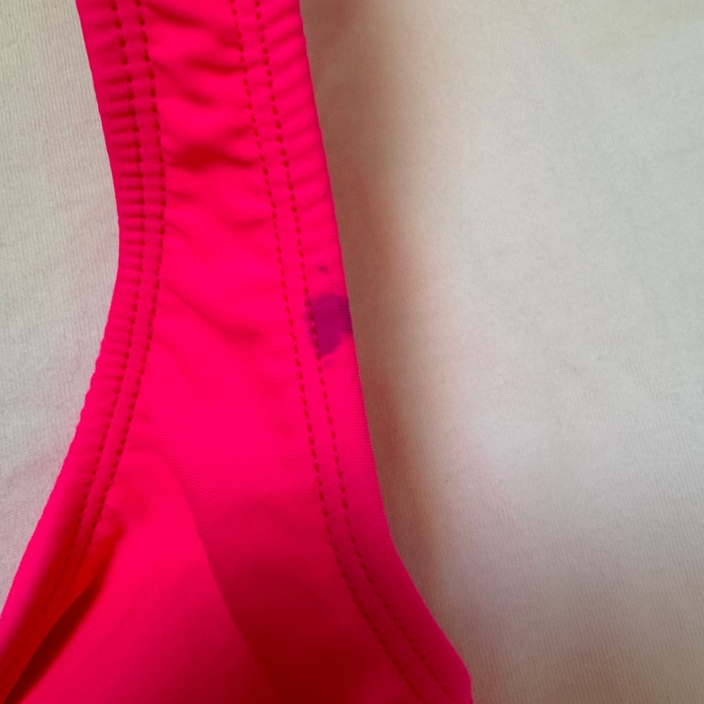 Bikini - Picture 5 of 6